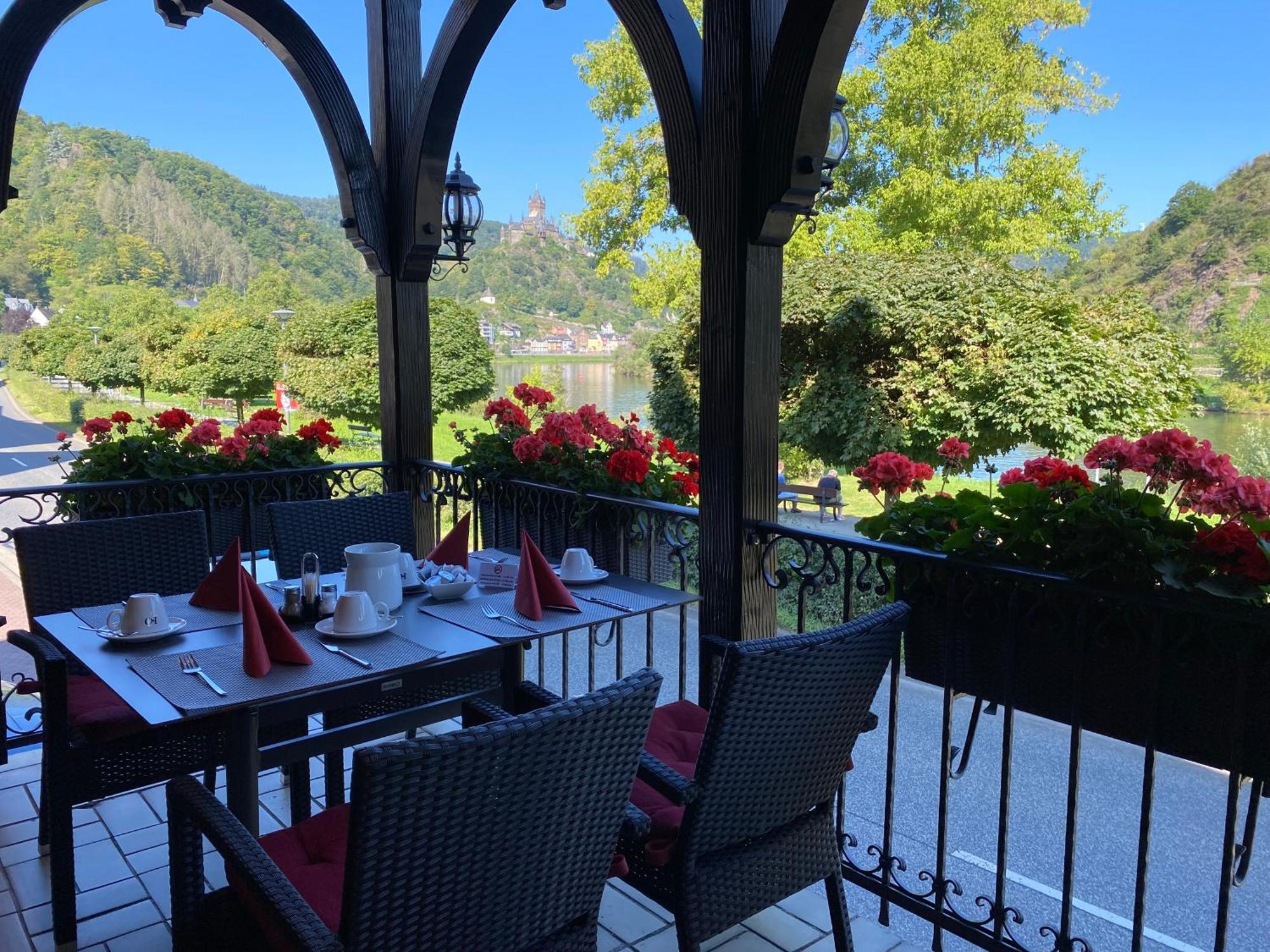 Hotel Altes Winzerhaus Cochem Exterior foto